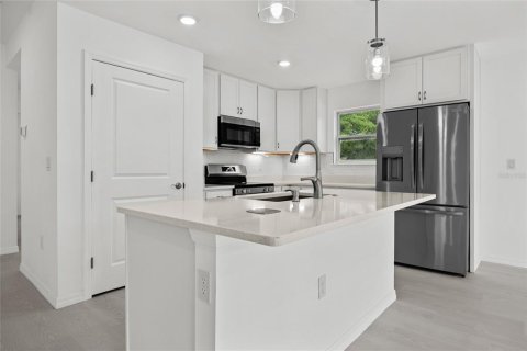 House in Hawthorne, Florida 3 bedrooms, 134.06 sq.m. № 1608522 - photo 8