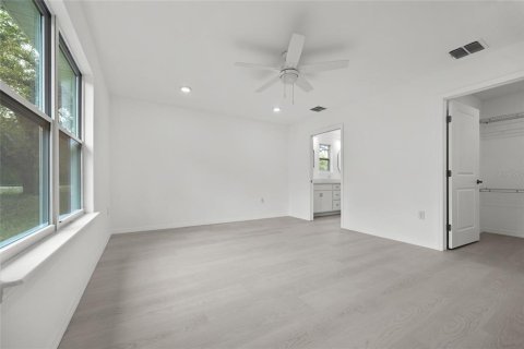 House in Hawthorne, Florida 3 bedrooms, 134.06 sq.m. № 1608522 - photo 3