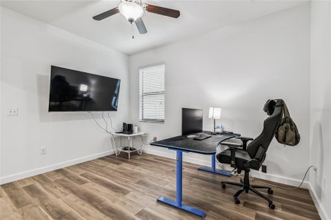 Casa en venta en Land O' Lakes, Florida, 4 dormitorios, 257.8 m2 № 1909859 - foto 13