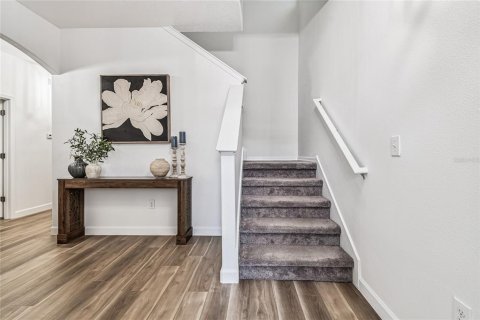 Casa en venta en Land O' Lakes, Florida, 4 dormitorios, 257.8 m2 № 1909859 - foto 6