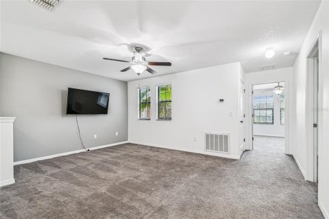 Casa en venta en Land O' Lakes, Florida, 4 dormitorios, 257.8 m2 № 1909859 - foto 28