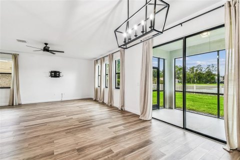 Casa en venta en Land O' Lakes, Florida, 4 dormitorios, 257.8 m2 № 1909859 - foto 22
