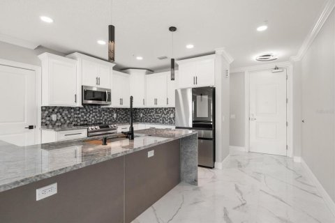 Condo in Clearwater, Florida, 3 bedrooms  № 2195381 - photo 16