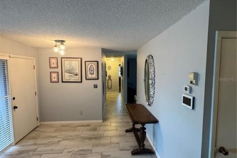 Casa en venta en Brandon, Florida, 4 dormitorios, 152.82 m2 № 2384250 - foto 4