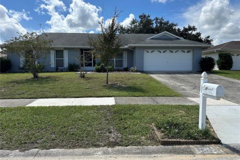 Casa en Brandon, Florida 4 dormitorios, 152.82 m2 № 2384250