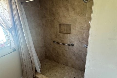 Casa en venta en Brandon, Florida, 4 dormitorios, 152.82 m2 № 2384250 - foto 15