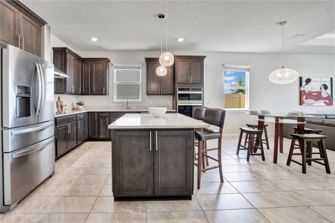 Villa ou maison à vendre à Clermont, Floride: 3 chambres, 199.18 m2 № 2290933 - photo 6