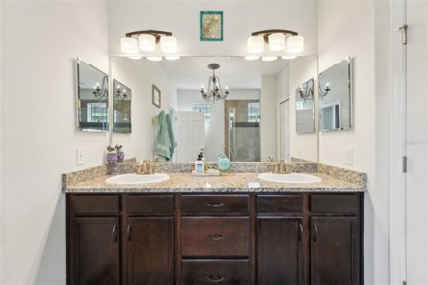 Townhouse in Palm Harbor, Florida 3 bedrooms, 170.94 sq.m. № 1681732 - photo 25
