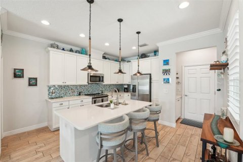 Townhouse in Palm Harbor, Florida 3 bedrooms, 170.94 sq.m. № 1681732 - photo 12