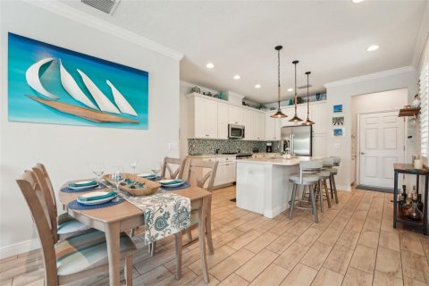 Townhouse in Palm Harbor, Florida 3 bedrooms, 170.94 sq.m. № 1681732 - photo 11