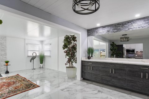Villa ou maison à vendre à Pompano Beach, Floride: 3 chambres, 148.64 m2 № 2085653 - photo 6