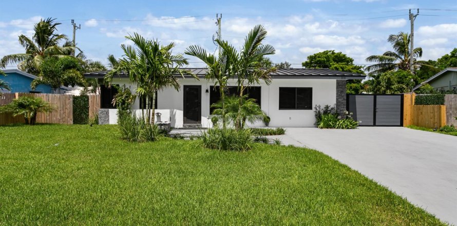 Villa ou maison à Pompano Beach, Floride 3 chambres, 148.64 m2 № 2085653
