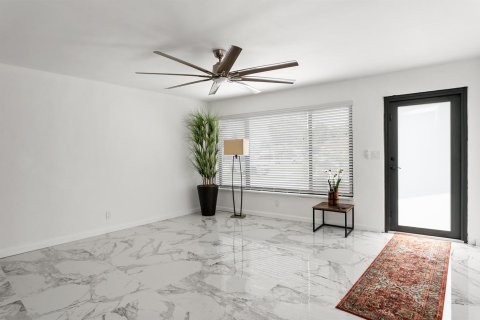 Villa ou maison à vendre à Pompano Beach, Floride: 3 chambres, 148.64 m2 № 2085653 - photo 3