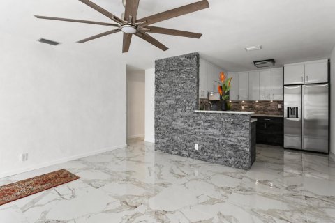 Villa ou maison à vendre à Pompano Beach, Floride: 3 chambres, 148.64 m2 № 2085653 - photo 26