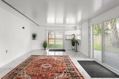 Villa ou maison à vendre à Pompano Beach, Floride: 3 chambres, 148.64 m2 № 2085653 - photo 15
