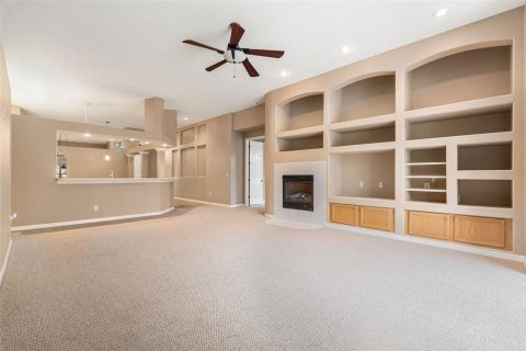 House in Tampa, Florida 4 bedrooms, 270.07 sq.m. № 1837679 - photo 8