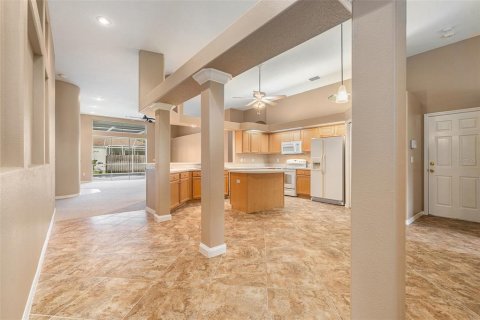 House in Tampa, Florida 4 bedrooms, 270.07 sq.m. № 1837679 - photo 10