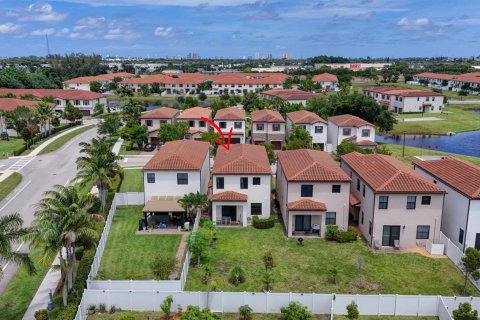Villa ou maison à louer à Riviera Beach, Floride: 4 chambres, 171.78 m2 № 2086049 - photo 4