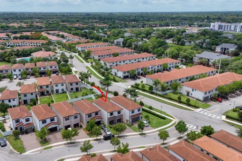 Villa ou maison à louer à Riviera Beach, Floride: 4 chambres, 171.78 m2 № 2086049 - photo 6