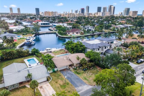 Terreno en venta en Hallandale Beach, Florida № 1477069 - foto 6