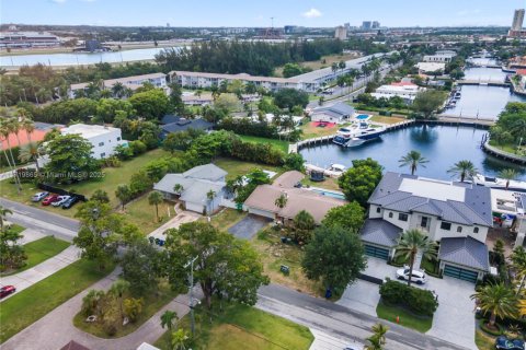 Terreno en venta en Hallandale Beach, Florida № 1477069 - foto 7