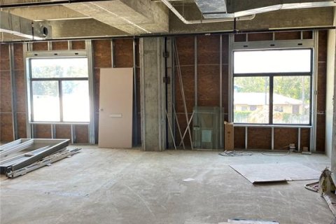 Propiedad comercial en alquiler en Bradenton, Florida, 424.38 m2 № 237590 - foto 17