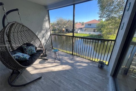 Снять в аренду кондоминиум в Уэстон, Флорида 2 спальни, 87.89м2, № 2004493 - фото 14