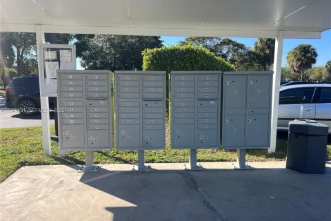 Снять в аренду кондоминиум в Уэстон, Флорида 2 спальни, 87.89м2, № 2004493 - фото 23