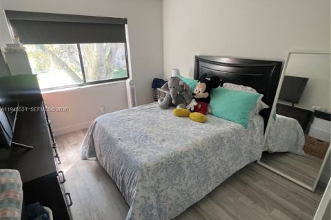 Снять в аренду кондоминиум в Уэстон, Флорида 2 спальни, 87.89м2, № 2004493 - фото 18