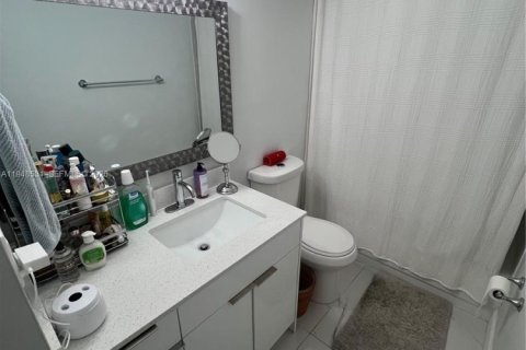 Снять в аренду кондоминиум в Уэстон, Флорида 2 спальни, 87.89м2, № 2004493 - фото 21