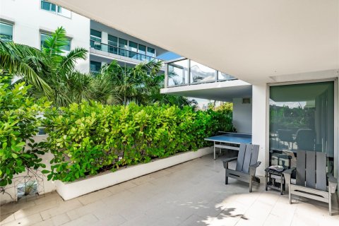 Купить кондоминиум в Бей-Харбор-Айлендс, Флорида 3 спальни, 124.12м2, № 1991928 - фото 13