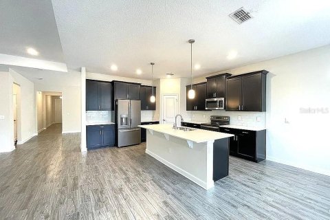 House in Winter Garden, Florida 4 bedrooms, 247.31 sq.m. № 1815998 - photo 24