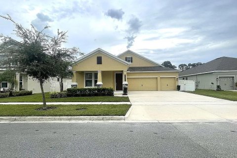 House in Winter Garden, Florida 4 bedrooms, 247.31 sq.m. № 1815998 - photo 4
