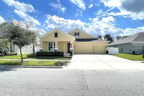 House in Winter Garden, Florida 4 bedrooms, 247.31 sq.m. № 1815998 - photo 1