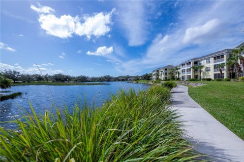 Condo in Port Charlotte, Florida, 2 bedrooms  № 1067244 - photo 27