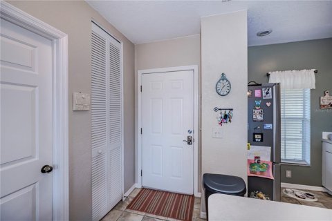 Condo in Port Charlotte, Florida, 2 bedrooms  № 1067244 - photo 6