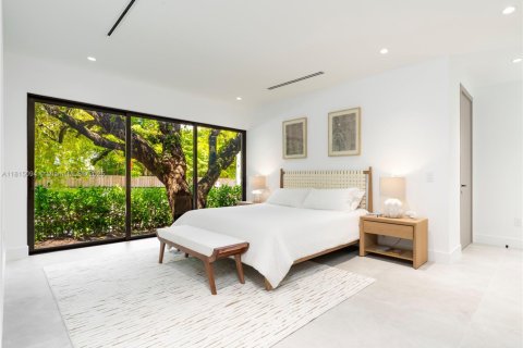 Casa en venta en Miami, Florida, 4 dormitorios, 232.53 m2 № 1841035 - foto 21