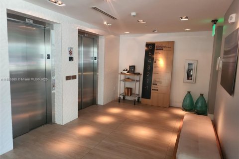 Condominio en venta en Miami Beach, Florida, 1 dormitorio, 41.34 m2 № 2012379 - foto 4