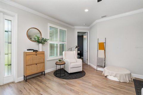 House in Palm Bay, Florida 4 bedrooms, 208.47 sq.m. № 1917914 - photo 6