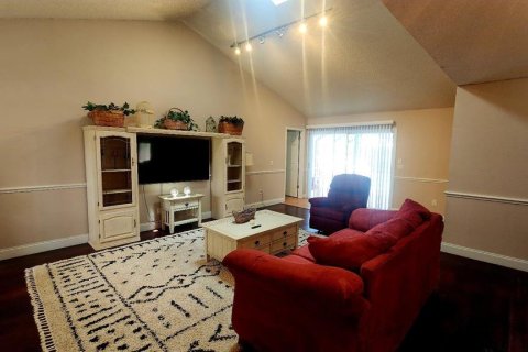 Villa ou maison à louer à Palm Coast, Floride: 4 chambres, 207.26 m2 № 2135631 - photo 2