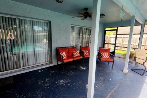Villa ou maison à louer à Palm Coast, Floride: 4 chambres, 207.26 m2 № 2135631 - photo 16