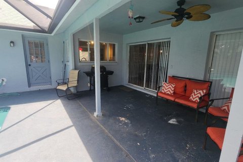 Villa ou maison à louer à Palm Coast, Floride: 4 chambres, 207.26 m2 № 2135631 - photo 17