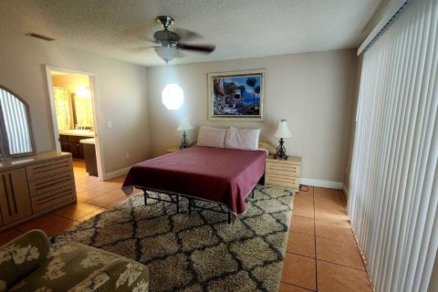 Villa ou maison à louer à Palm Coast, Floride: 4 chambres, 207.26 m2 № 2135631 - photo 9