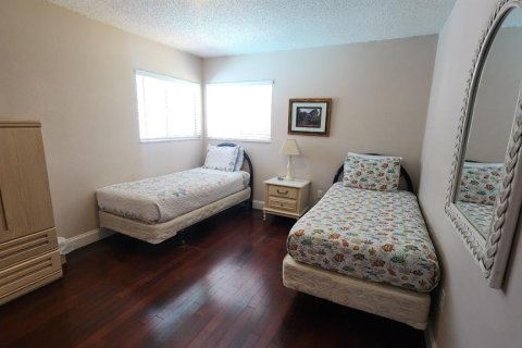 Villa ou maison à louer à Palm Coast, Floride: 4 chambres, 207.26 m2 № 2135631 - photo 11