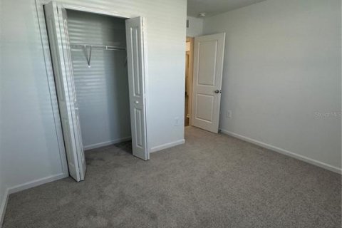House in Ocala, Florida 4 bedrooms, 204.57 sq.m. № 1908358 - photo 11