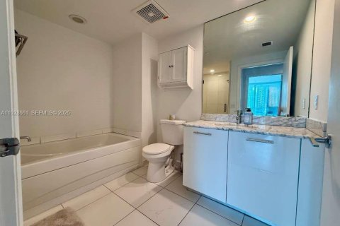 Copropriété à louer à Miami, Floride: 1 chambre, 68.56 m2 № 1987421 - photo 10