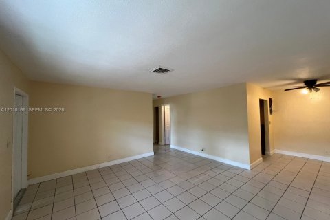 Appartement à louer à Lauderhill, Floride: 2 chambres, 78.97 m2 № 2073093 - photo 9