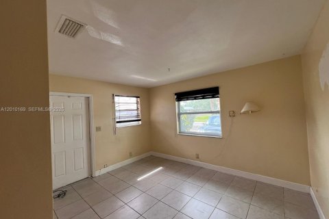 Appartement à louer à Lauderhill, Floride: 2 chambres, 78.97 m2 № 2073093 - photo 13