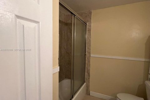 Appartement à louer à Lauderhill, Floride: 2 chambres, 78.97 m2 № 2073093 - photo 11
