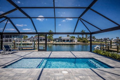 House in Fort Myers, Florida 3 bedrooms № 2187783 - photo 24
